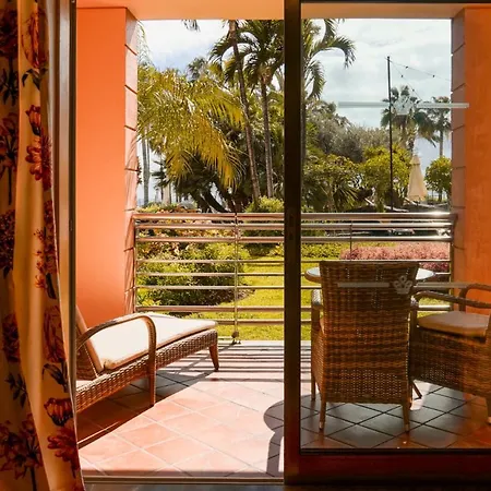 Royal Savoy - Ocean - Savoy Signature