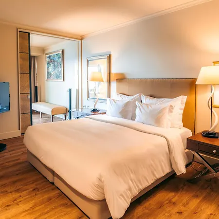 Royal Savoy - Ocean - Savoy Signature Hotel