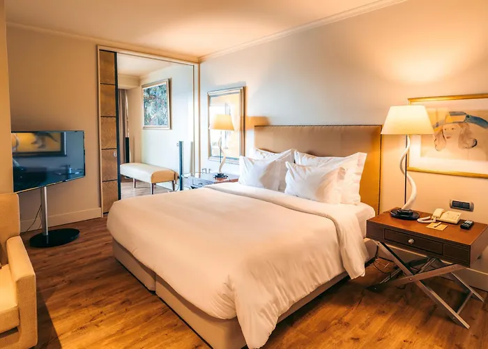 Royal Savoy - Ocean - Savoy Signature Hotel