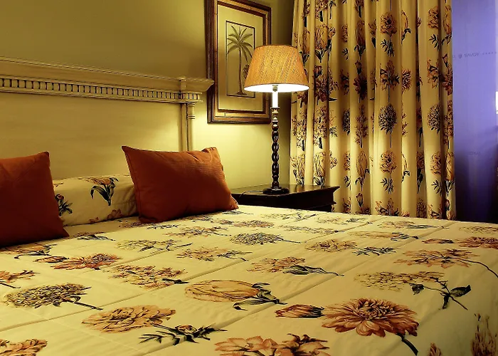 Royal Savoy - Ocean - Savoy Signature