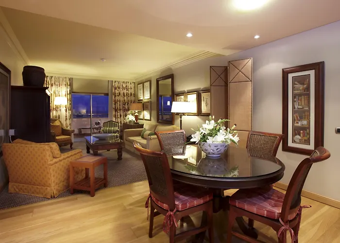 Royal Savoy - Ocean - Savoy Signature Hotel