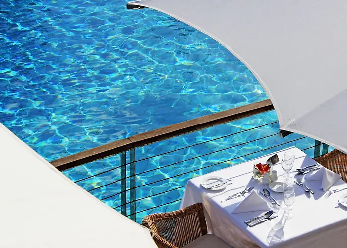 Royal Savoy - Ocean - Savoy Signature 5* Funchal (Madeira)