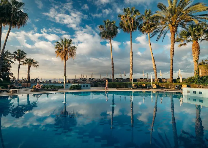 Royal Savoy - Ocean - Savoy Signature 5* Funchal (Madeira)