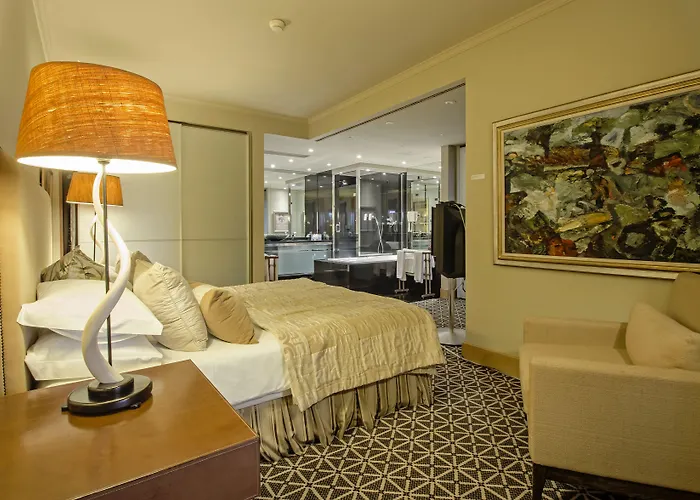 Royal Savoy - Ocean - Savoy Signature Hotel 5*