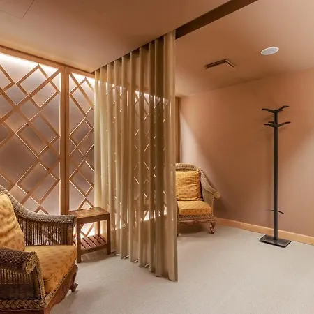 Royal Savoy - Ocean - Savoy Signature Hotel